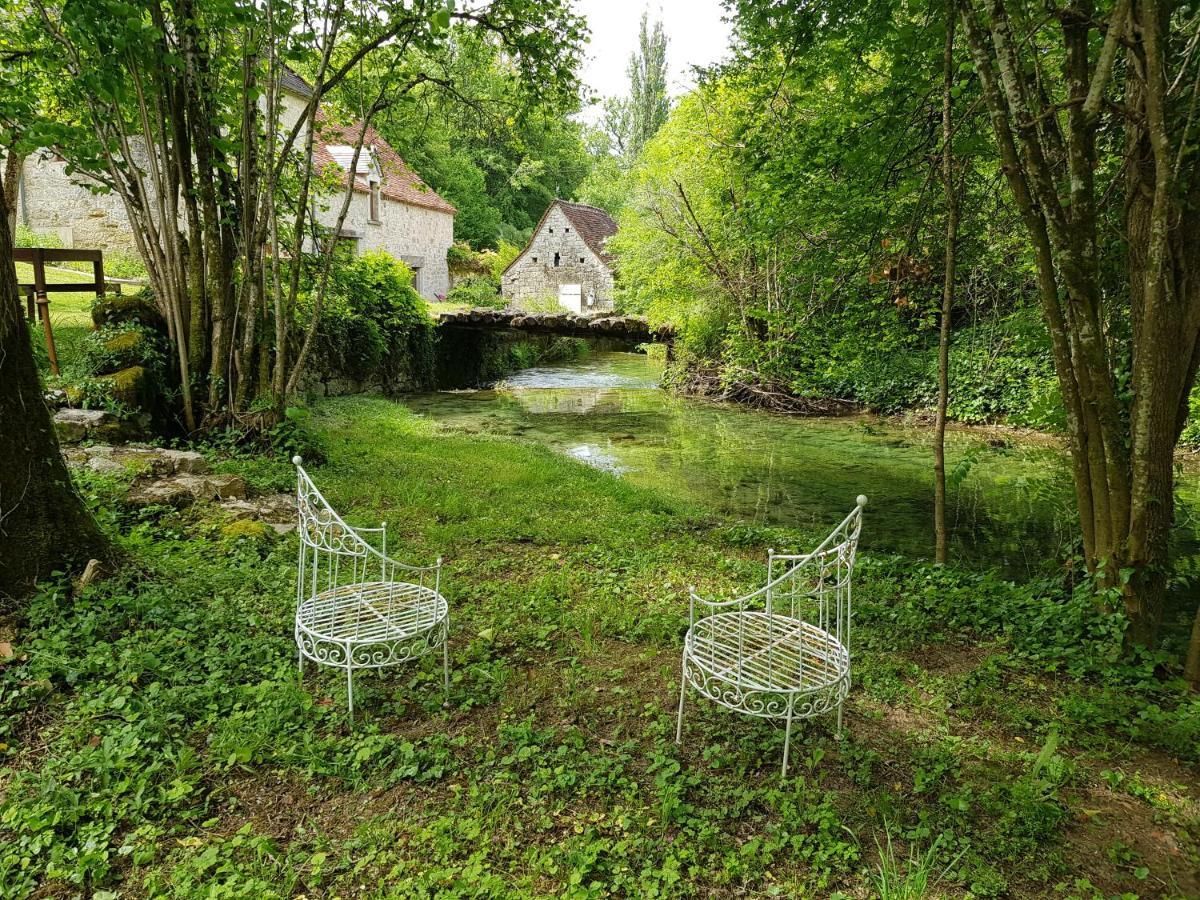 Le Moulin De Jules Et Akasha Bed & Breakfast Labastide-Murat Exterior photo